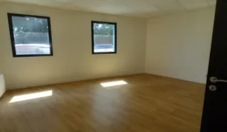  BUREAUX 240 m² GUIPAVAS