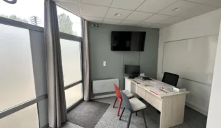  BUREAUX 72 m² RENNES
