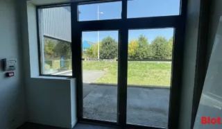  LOCAUX COMMERCIAUX 214 M² GUÉRANDE
