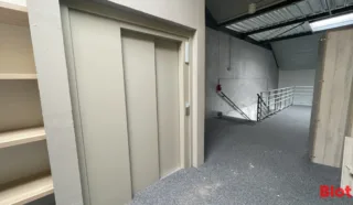  LOCAUX COMMERCIAUX 214 M² GUÉRANDE