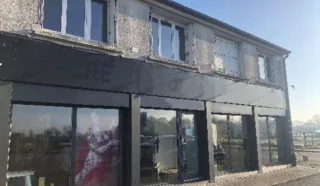  BUREAUX 100 m² BRUZ