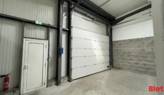  LOCAUX D'ACTIVITÉS 196 M² SAINT ANDRE DES EAUX
