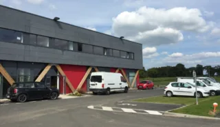  BUREAUX 1 490 m² GUIPAVAS