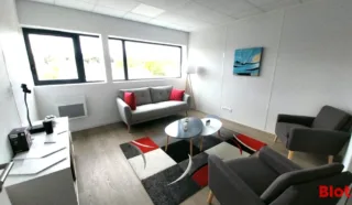  BUREAUX SAINT-MELOIR-DES-ONDES 510 m²