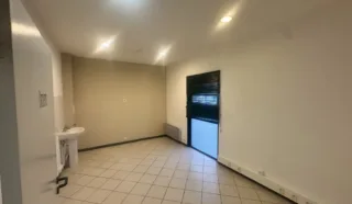  BUREAUX 109 M² VITRÉ