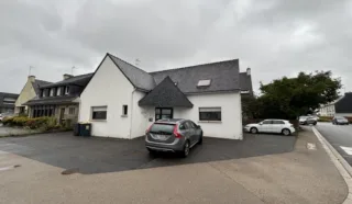  BUREAUX 100 m² CAUDAN