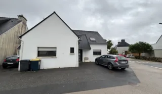  BUREAUX 100 m² CAUDAN