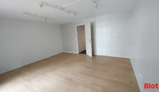  BUREAUX 69 M² NANTES