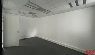  BUREAUX 160 M² ST GREGOIRE