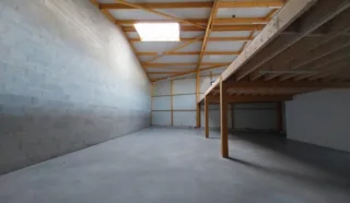  LOCAL D'ACTIVITÉS  300 m² BATZ-SUR-MER