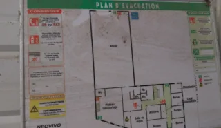 LOCAUX D'ACTIVITÉS 700 M² BOUGUENAIS