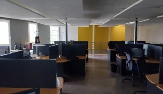  LOCAUX D'ACTIVITÉS 700 M² BOUGUENAIS