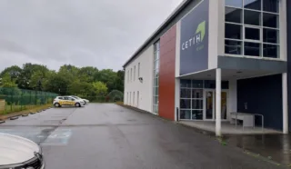  LOCAUX D'ACTIVITÉS 700 M² BOUGUENAIS