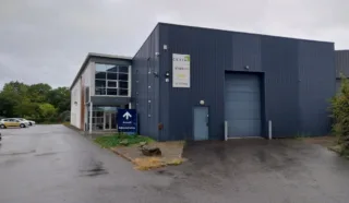 LOCAUX D'ACTIVITÉS 700 M² BOUGUENAIS