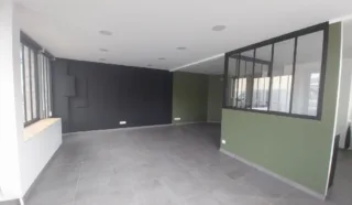  LOCAL COMMERCIAL 60 m² REGUINY