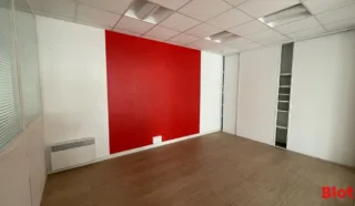  BUREAUX LOCAUX COMMERCIAUX 117 M² SAINT NAZAIRE
