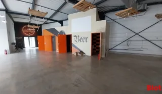 LOCAUX COMMERCIAUX LA RICHARDAIS 225 m²