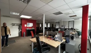  BUREAUX 185 M² CARQUEFOU