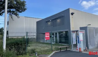  LOCAUX D'ACTIVITÉS 196 M² SAINT ANDRE DES EAUX