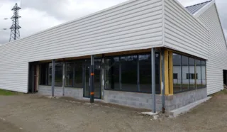  LOCAL COMMERCIAL 700 m² LANDERNEAU