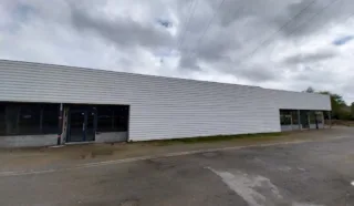  LOCAL COMMERCIAL 700 m² LANDERNEAU