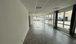  LOCAL PROFESSIONNEL 80 m² LORIENT