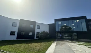  BUREAUX LARMOR PLAGE 390 m²