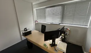  BUREAUX 297 m² QUIMPERLÉ