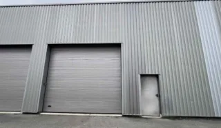  LOCAL D'ACTIVITES THORIGNE-FOUILLARD 200 m²