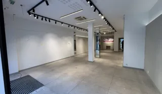  LOCAL COMMERCIAL 136 m² LORIENT