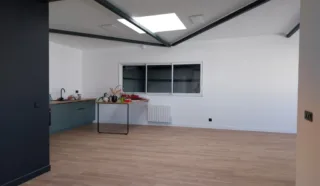  LOCAL D'ACTIVITÉS + BUREAUX SARZEAU 398 m²
