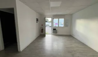  LOCAL D’ACTIVITÉS SAINT-JACQUES-DE-LA-LANDE 200 m²