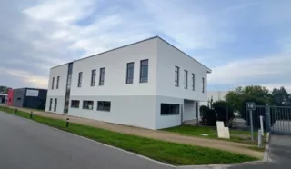  BUREAUX 652 M² LES SORINIERES