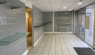  LOCAL COMMERCIAL / LOCAL PRO NANTES CENTRE VILLE 65 m² env