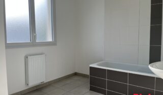 Maison 6 pièce(s)