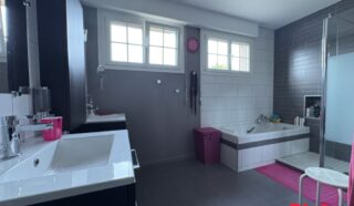 Maison 6 pièce(s)