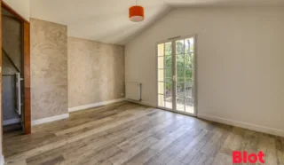 Maison 10 pièce(s)
