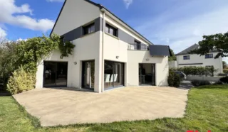 Maison 6 pièce(s)
