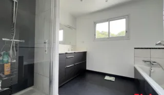Maison 6 pièce(s)