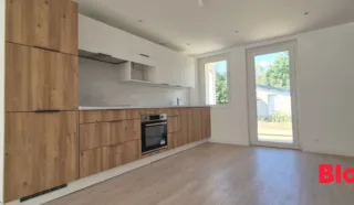 Maison 6 pièce(s)