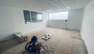  LOCAUX D'ACTIVITES GUICHEN 240 m²