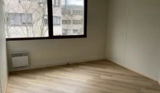  BUREAUX 373 m² RENNES