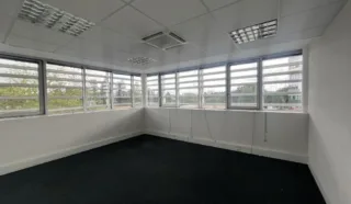 IMMEUBLE DE BUREAUX 2163 m² CESSON