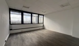  BUREAUX 640 m² RENNES