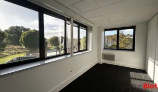 BUREAUX 280 m² RENNES