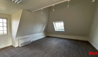  BUREAUX 320 m² RENNES