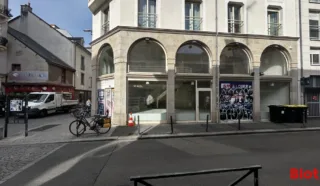  BUREAUX / LOCAL COMMERCIAL 204 m² RENNES