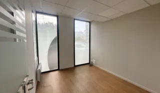 BUREAUX 120 m² VERN-SUR-SEICHE