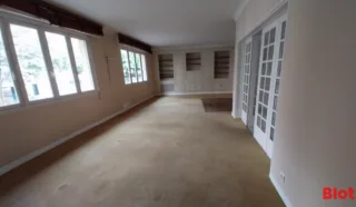  BUREAUX 156 m² NANTES