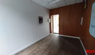  LOCAL COMMERCIAL 80 m² NANTES